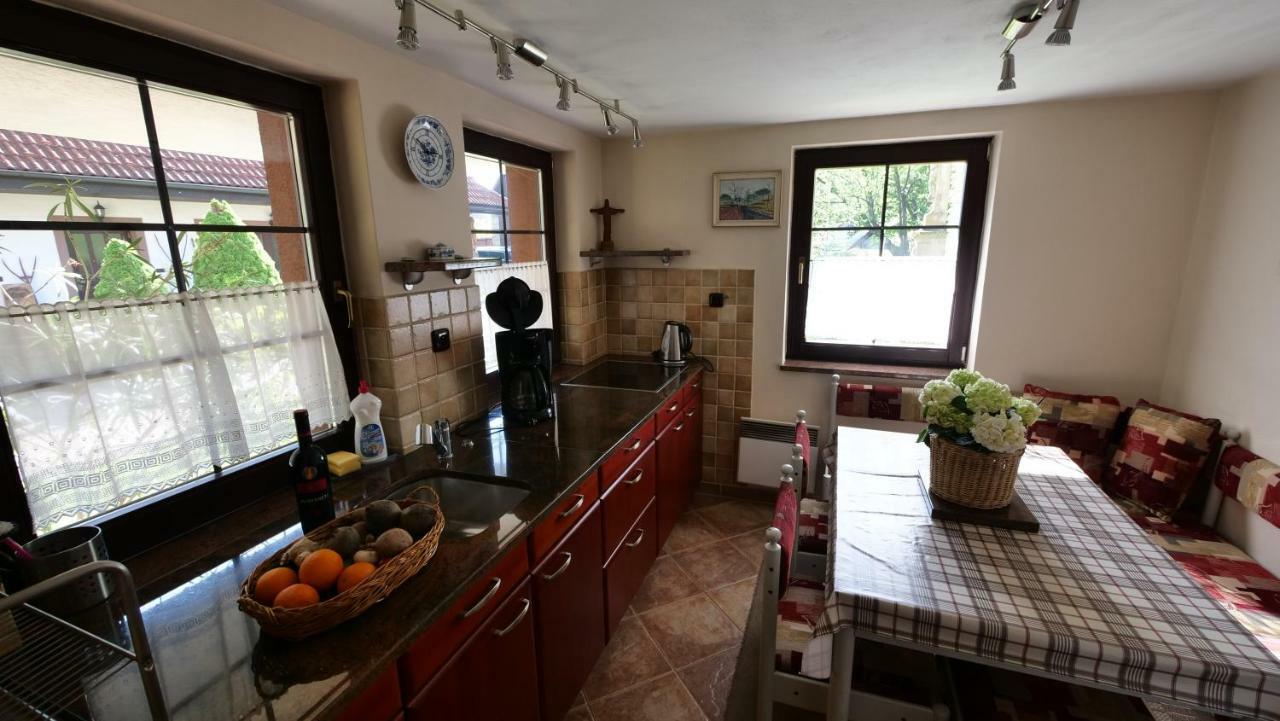 Apartman Kristina Ivachnová 49 Bešeňová Exterior foto